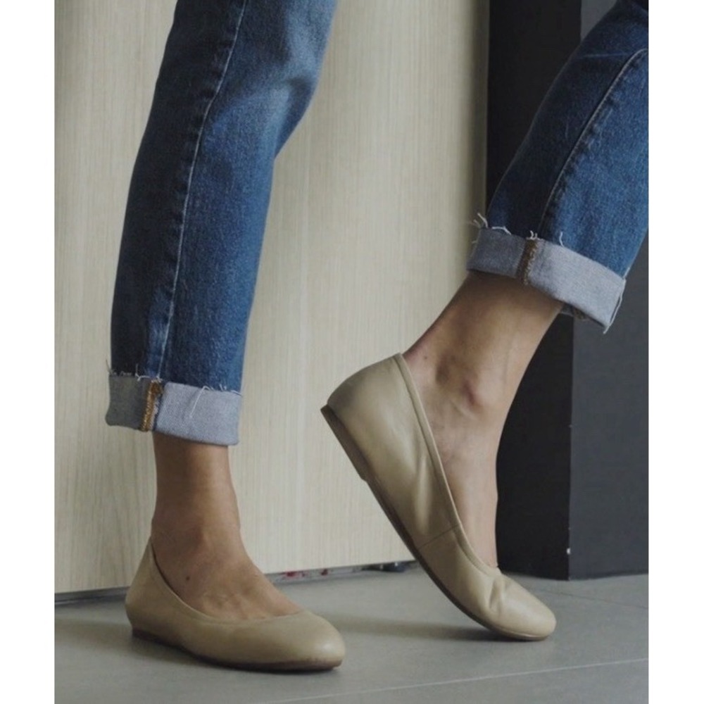 ABEO NWT Promenade Ballet Flats Size 7.5 Beige in Cuban Sand (Beige)